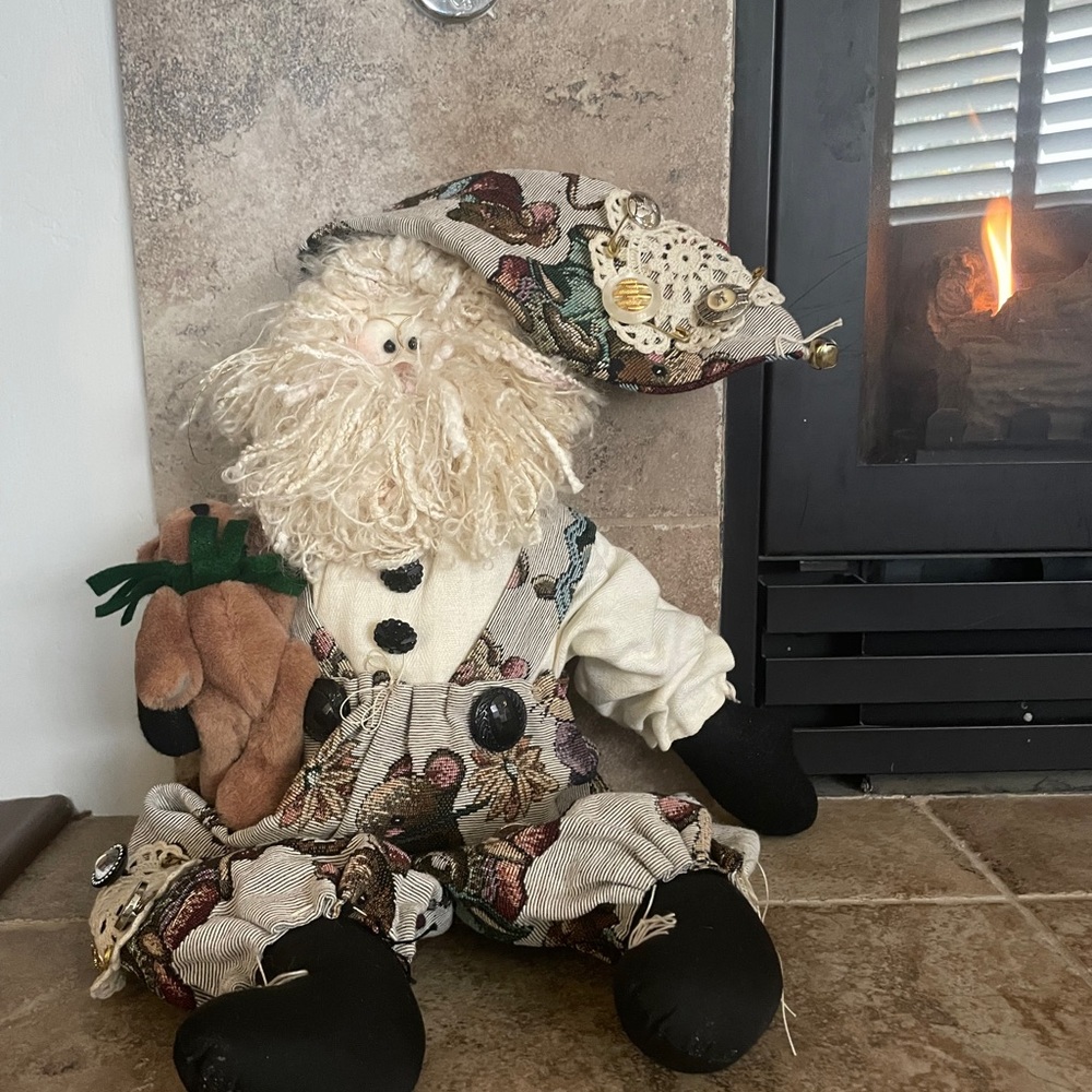 Vintage 1980’s adorable one of a kind Chuckle Valley Friends Santa.